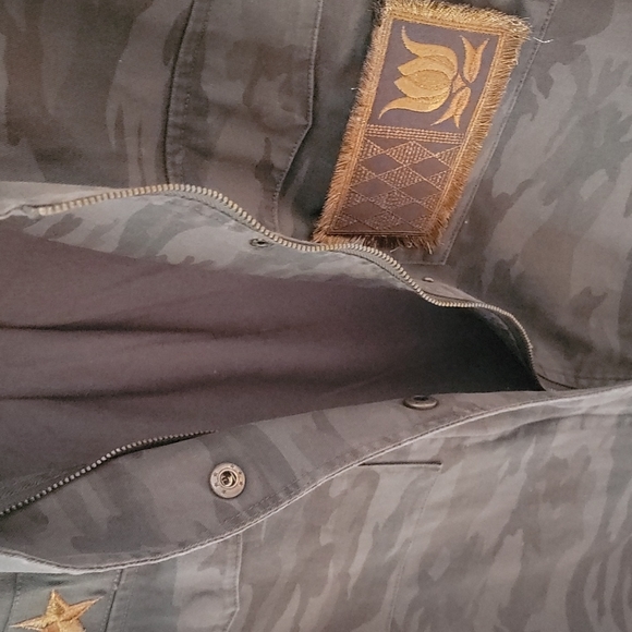 Willow & Clay Camouflage Sirt Jacket - Picture 7 of 8